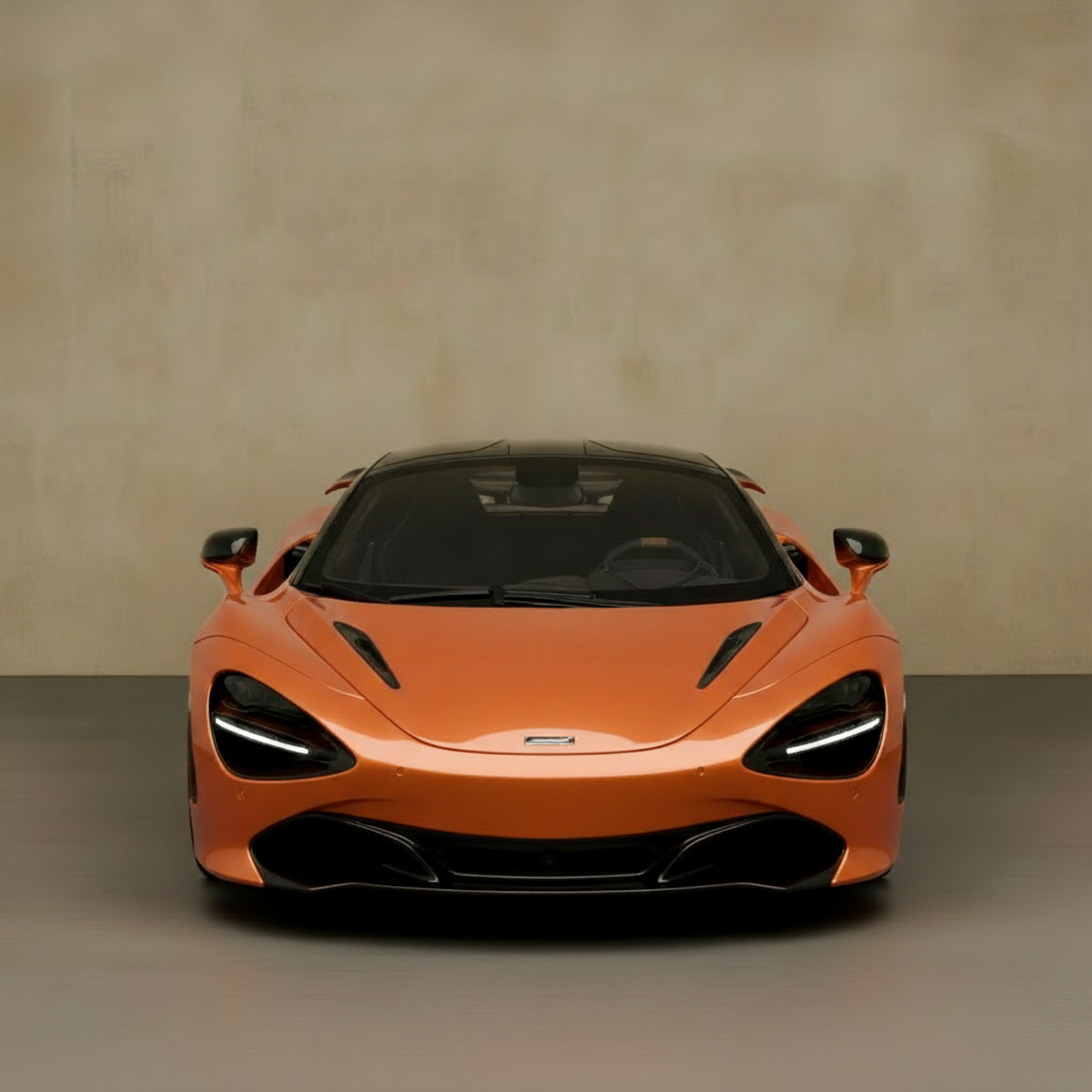 McLaren 720S Model 1:24