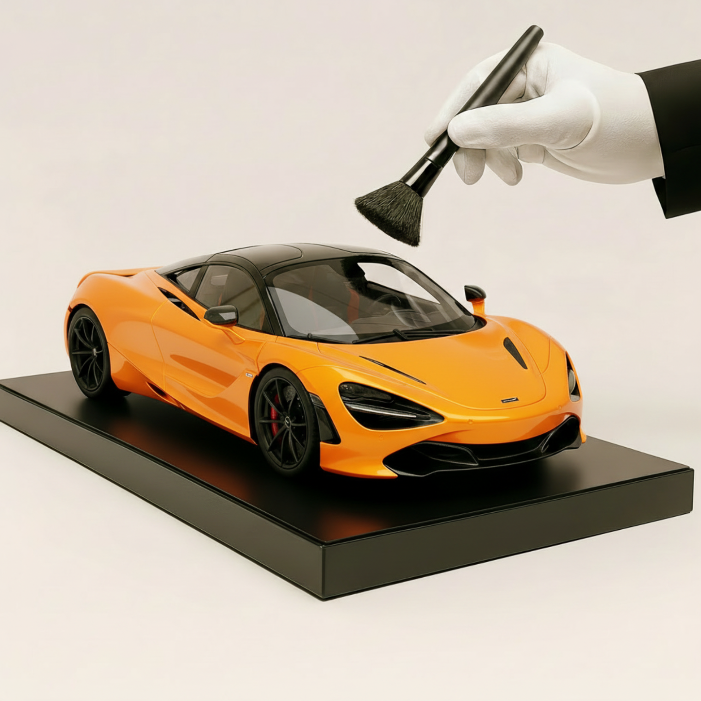 McLaren 720S Model 1:24